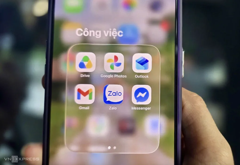 Ảo giác điện thoại rung ở người trẻ: Khi hệ thần kinh quá tải vì áp lực kết nối