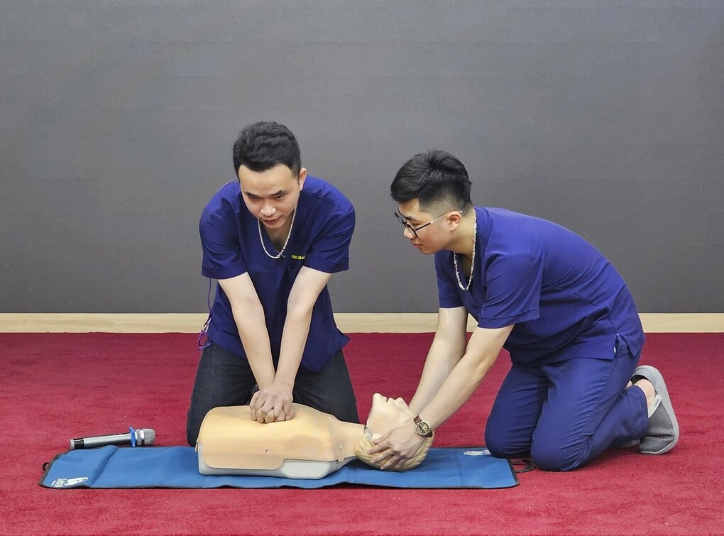 Việt Nam xây dựng tổng đài cấp cứu quốc gia và nâng cấp hệ thống xe cứu thương nhằm tận dụng
