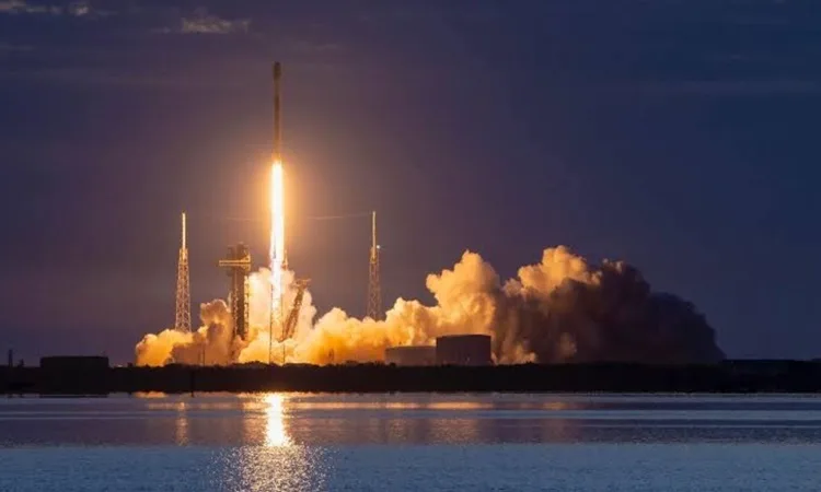 SpaceX lên kế hoạch cho dòng tên lửa huyền thoại Falcon 9
