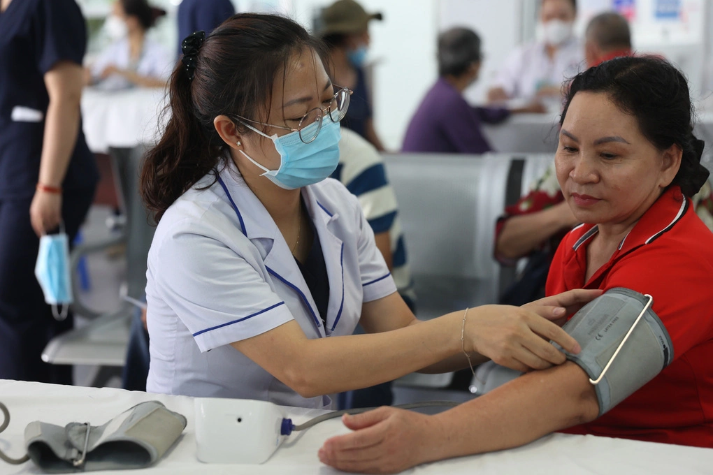 Đề xuất Bảo hiểm y tế chi trả chi phí tầm soát tăng huyết áp và đái tháo đường từ năm 2030
