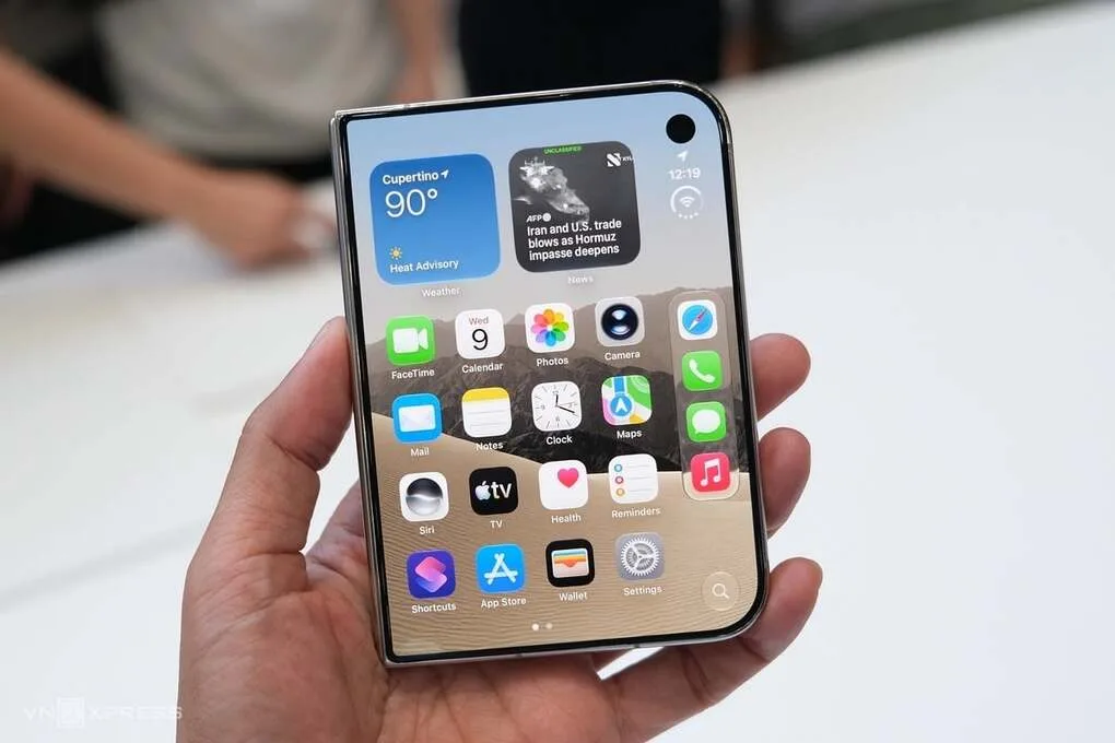 Màn hình gập 250 USD biến iPhone Duo thành thiết bị đắt đỏ nhất lịch sử Apple
