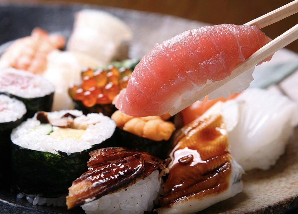Vì sao sushi từng là món vỉa hè rẻ tiền?