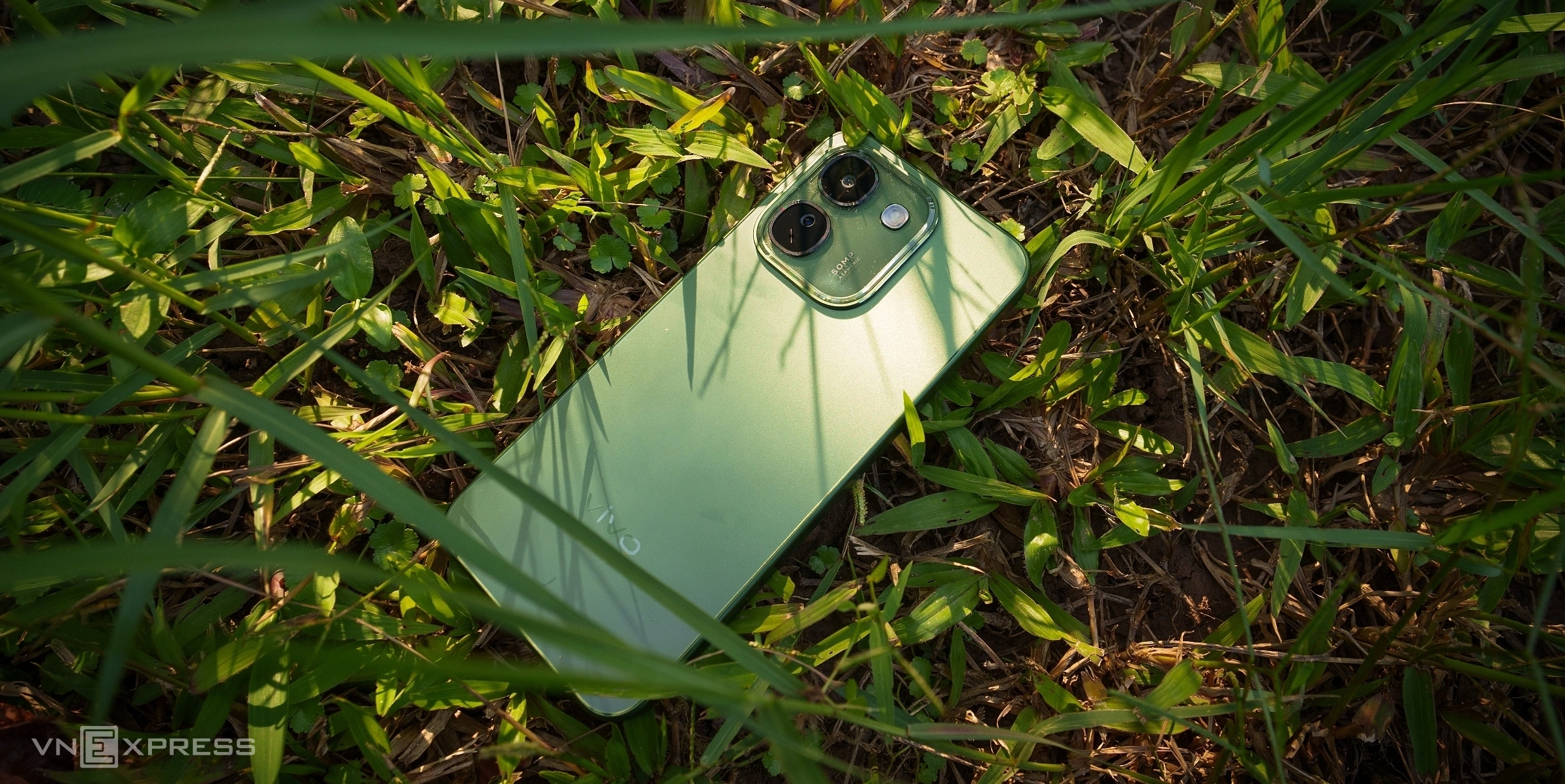 Vivo V80 Lite 5G - smartphone lập lỷ lục Guinness về thời lượng pin