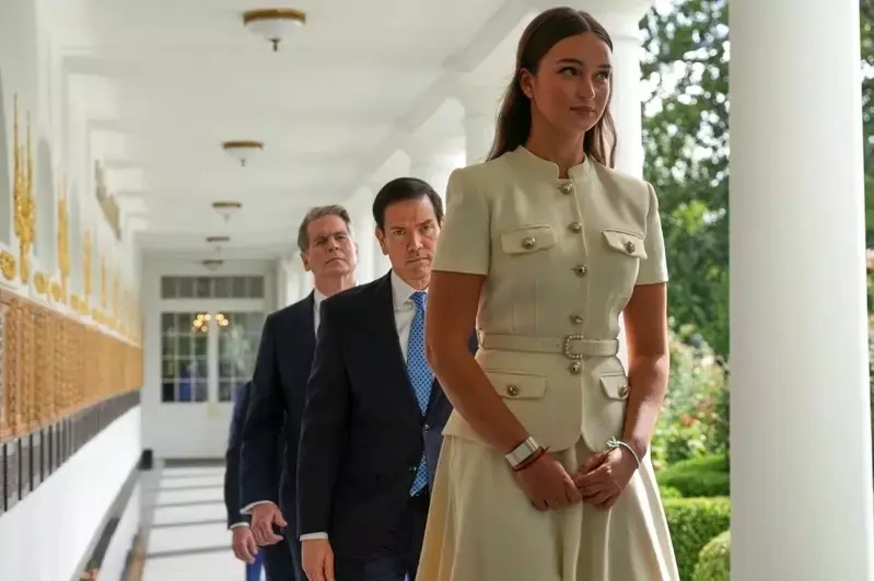 Cháu ngoại 15 tuổi - 'sứ giả ngoại giao' của Tổng thống Trump