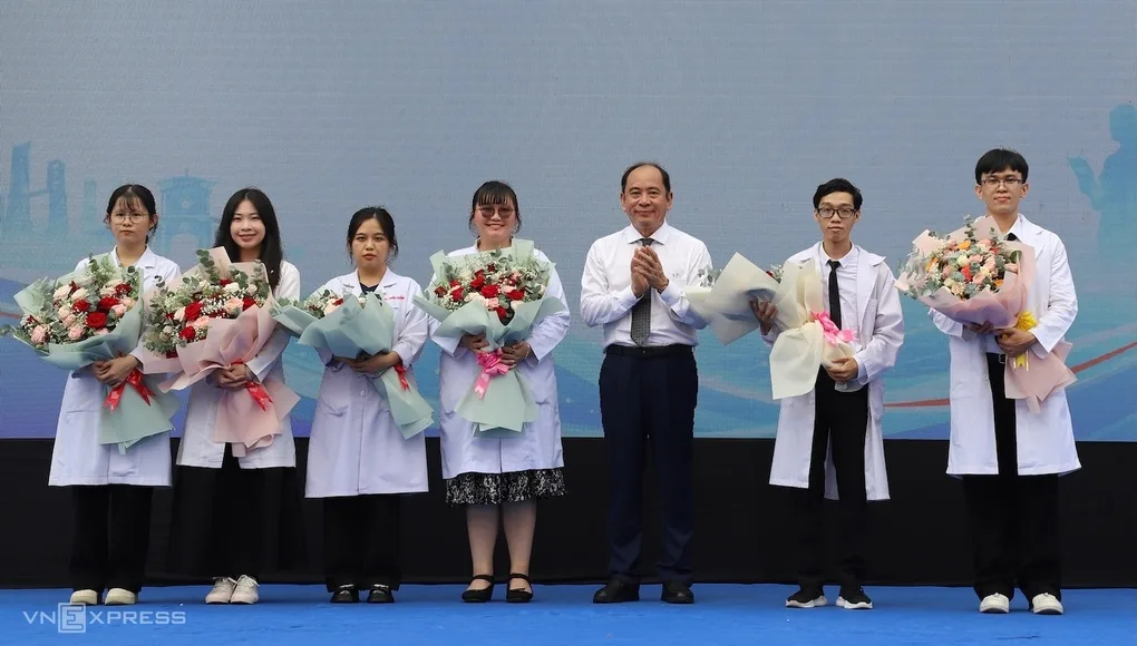 TP HCM khép lại 4 năm thí điểm đưa bác sĩ trẻ về trạm y tế